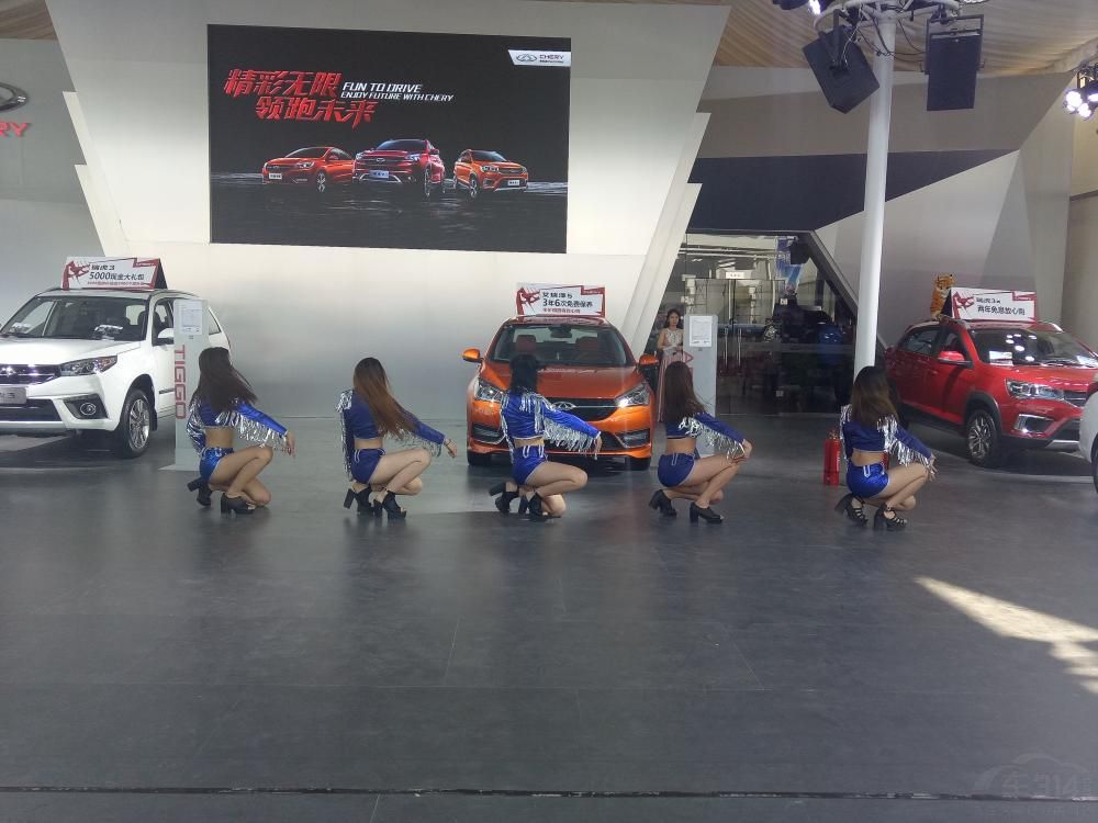 �����ڵ�����������Ŀ�ȸ��