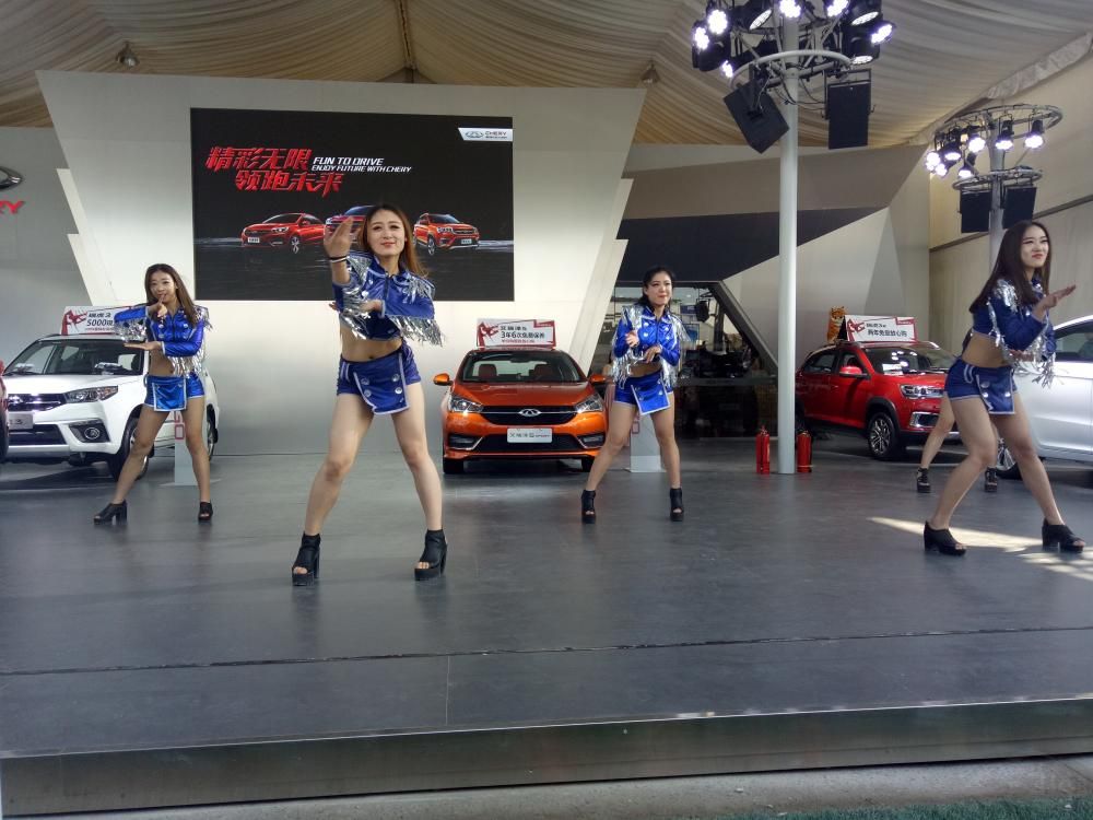 ��������ص��ۣ�������ü��������ϸ����������ױ��