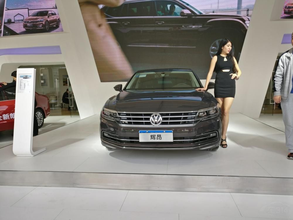 ���ֱ���ôϸС��ʮ��ָͷ��һ�����񼼣��·�һ�۾ͻ��۶��Ƶġ�