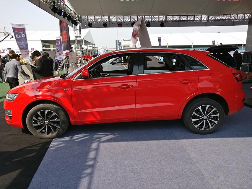 ��̩SR7���ṩ���10�ֵĳ�����ɫ��ѡ�����а���6�ִ�ɫ�Լ�4��˫ɫ��ɫ��