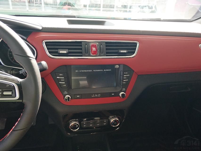 �ڲ�˫ɫ����ɫ��Ϊ���S2����һ˿ʱ�иС�