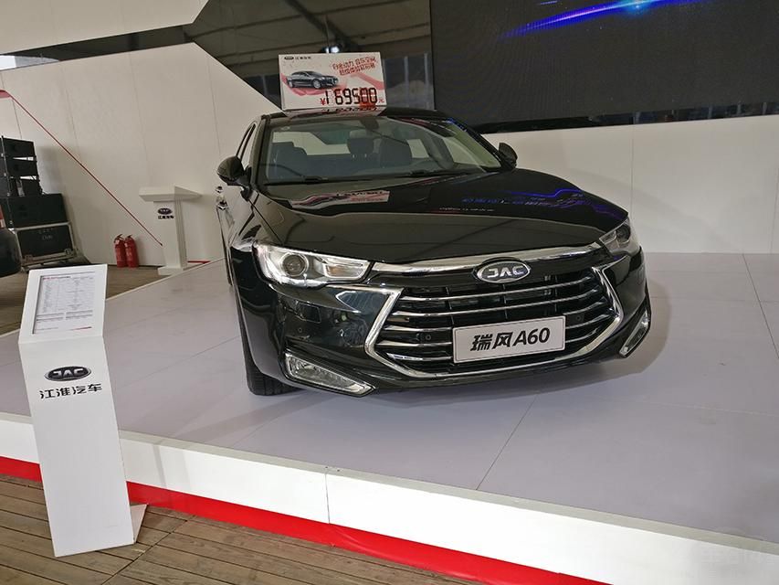 ���A60����ϰµ�A6L�ļ��ӸУ����˿�Ц���á�