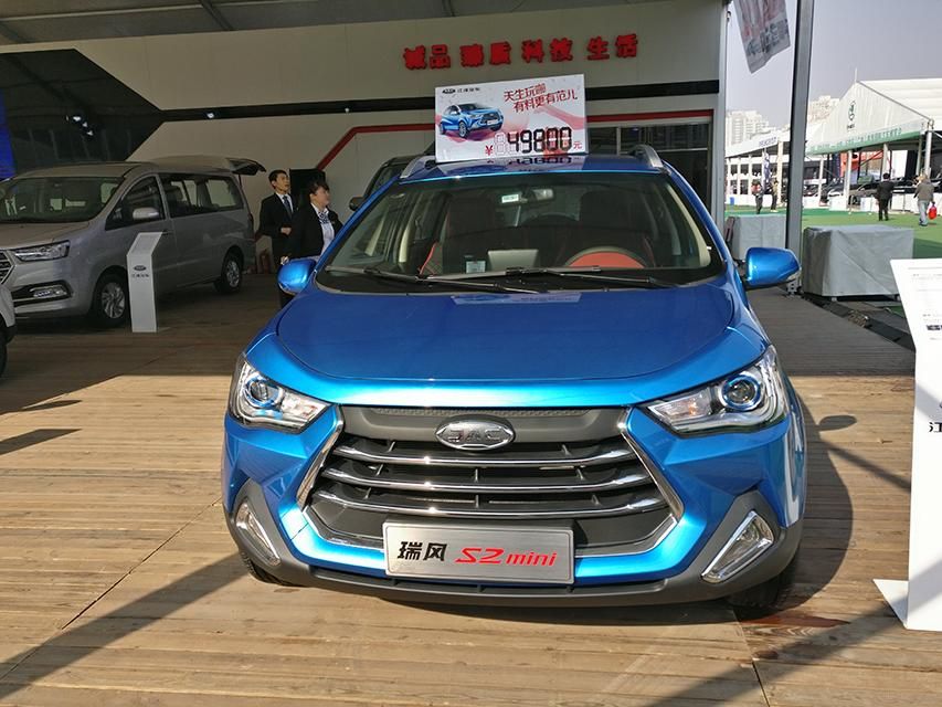 ǰ������ʹ����������ı�ƿ��ǰ��������ʮ�㡣