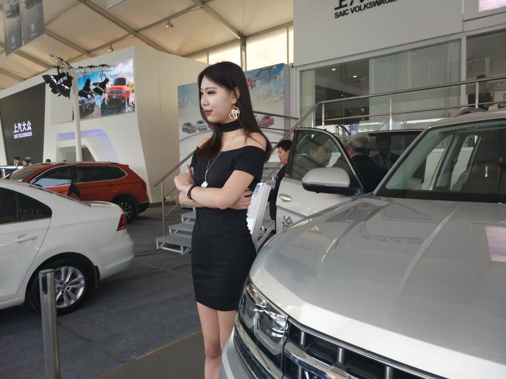 �������Ҫչ¶���Ƿ����ȳƵ�С���Ƶġ�