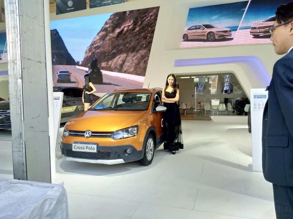 һ���з�˳���ԿǵĻ��ߣ�������ȥ���ֿ�ͷ����ͷ�������ڵġ�