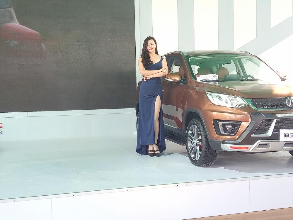 ���Ǹ�����ò��Ů�ӡ�