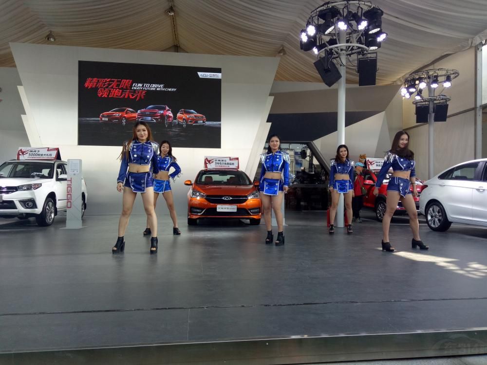 ������ô���ѵ���꣬ʵ��������������