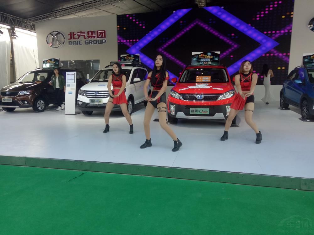 �������Ǹ���̼ң��Ҿ�Ҫ����ʯ��ģ������ǵĳ����˻����������鶯�����Ρ�