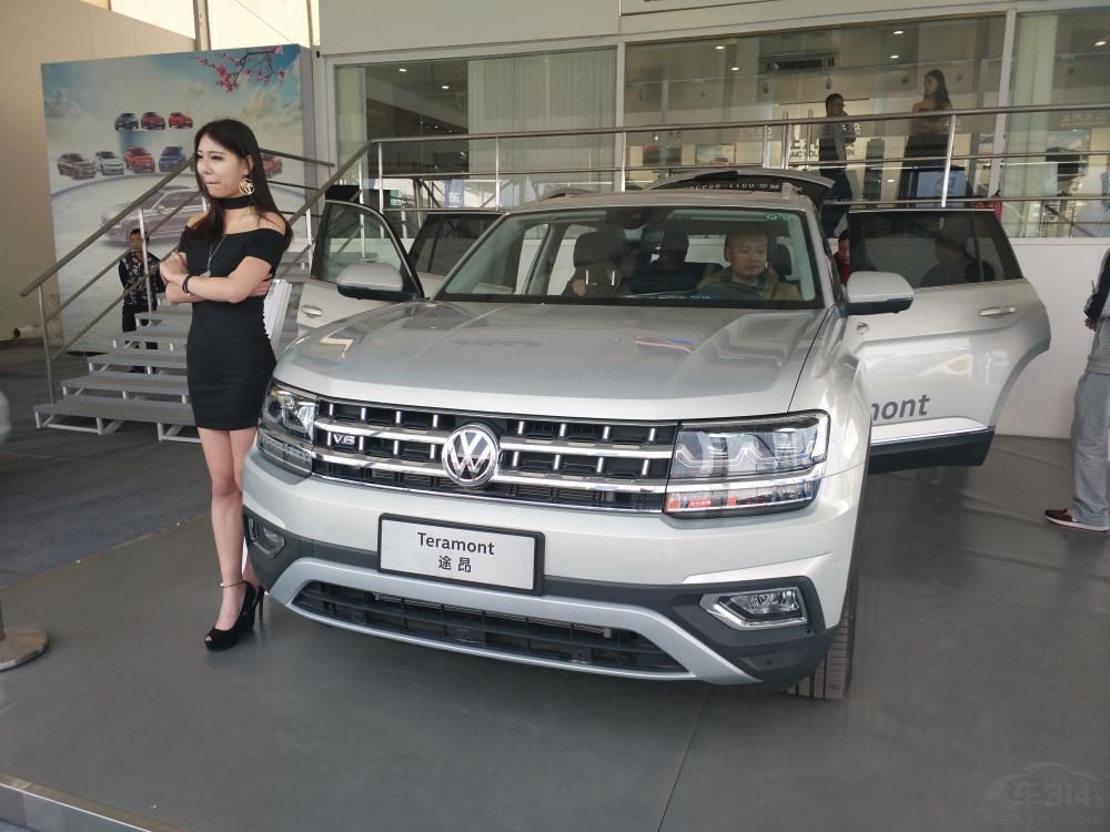 �޳������£�һƬ��������֬����