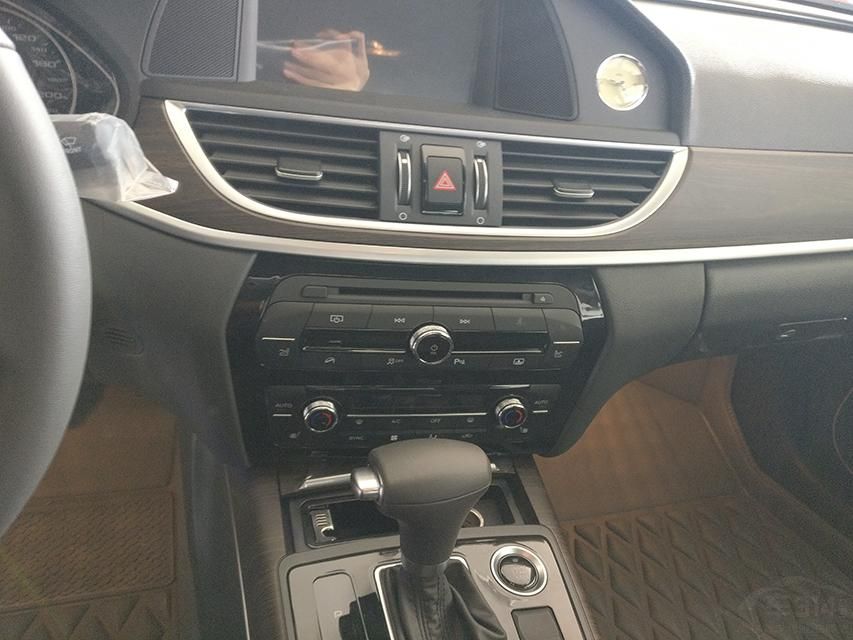 ���÷��棬����������Ʒ�Ƶ�һ�����磬�³��䱸�ж���Ѳ����GPS������ǰ�����μ���/��Ħ������פ������๦�ܡ�