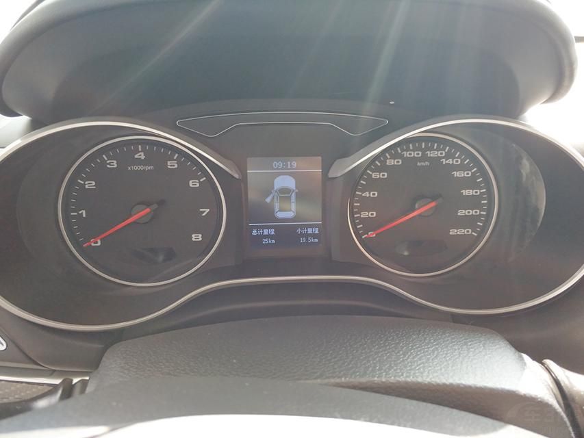 8ӢʽҺʾεĵΣͲʽǱ̵Ҳֿͬ˶