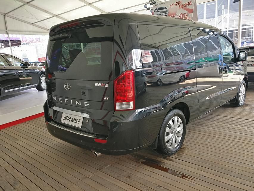 п̨ú//ҵɫϣɫƤʰϢ