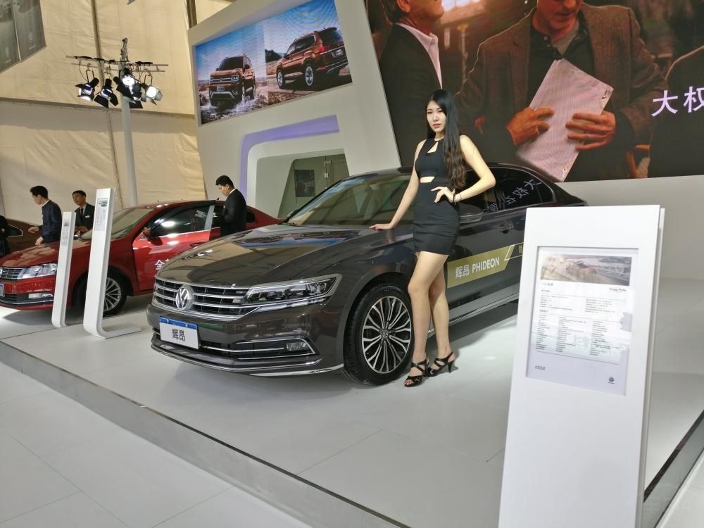 ��һϮ��ȹ��ī���������١�