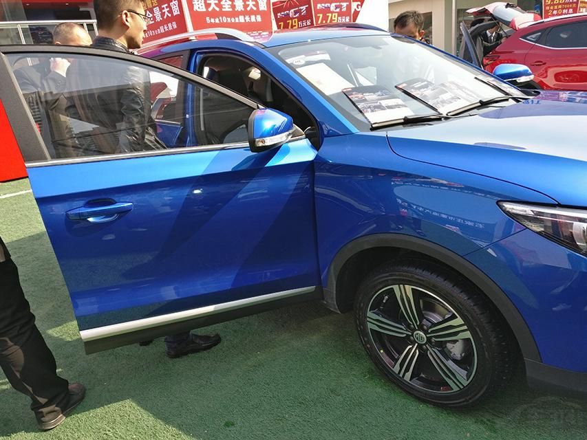 �ó������߳ߴ�ֱ�Ϊ4314mm��1809mm��1648mm�����2585mm��������С��SUV�����е�ƫ���ˮƽ��