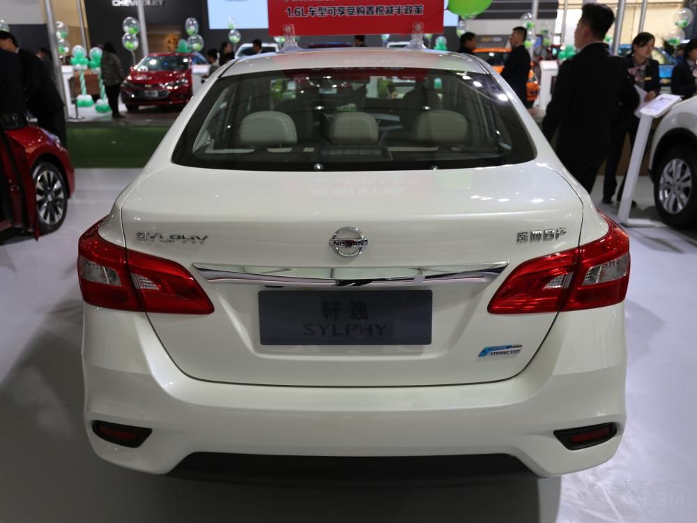 ³βƲµɫṹ仯ոԵĺɫΰ󣬲ķ崦˺ɫװΡ