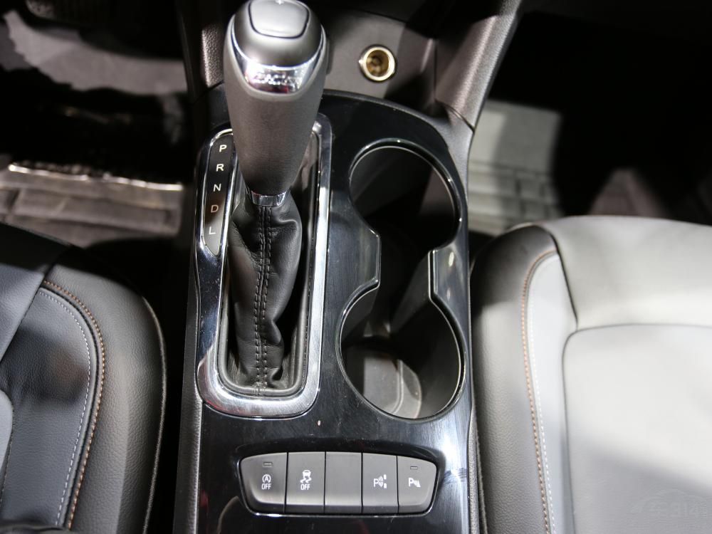 ��������������������Ʊ�ʽ���������ͣ������������ߣ�ͻ���������˶��С�