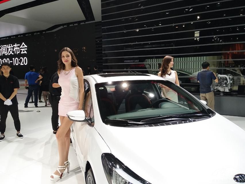 �����Ů�������ʡ�