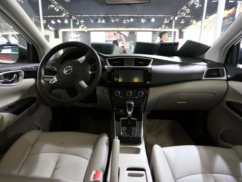 ³ȫµķ̣·ղ370Zܳһ£³ǱȦɫװΣˮ±