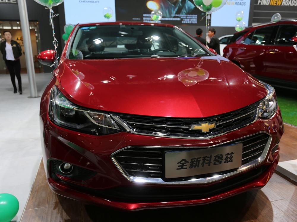 ȫ¿³Ȼ˾ɿ͵ķʽդƣ֮ͬڣ³դϰ벿ͷӾԵø°벿ϸǣֳXLơ