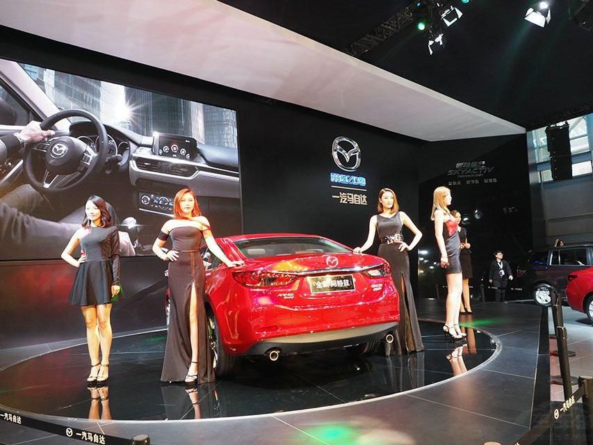 ������һϮ��ɫ��ȹ��