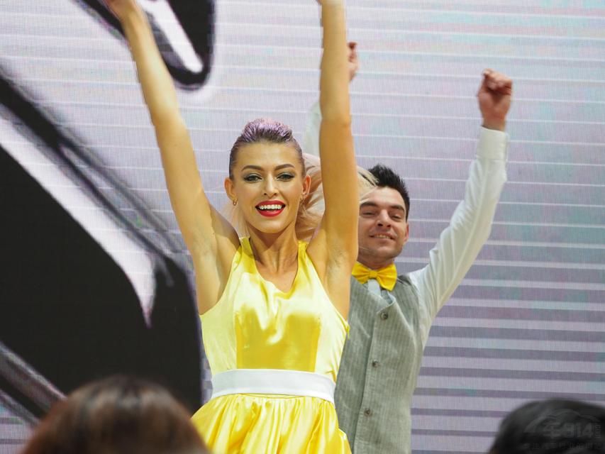 �����ɫ��𪣬����������