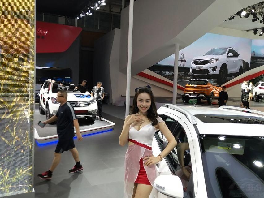 ������������ɫ��