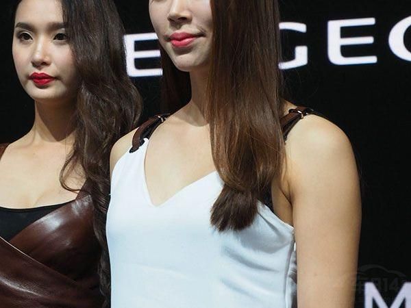 ���ĺ����أ�ȴ�ܱ�¶��