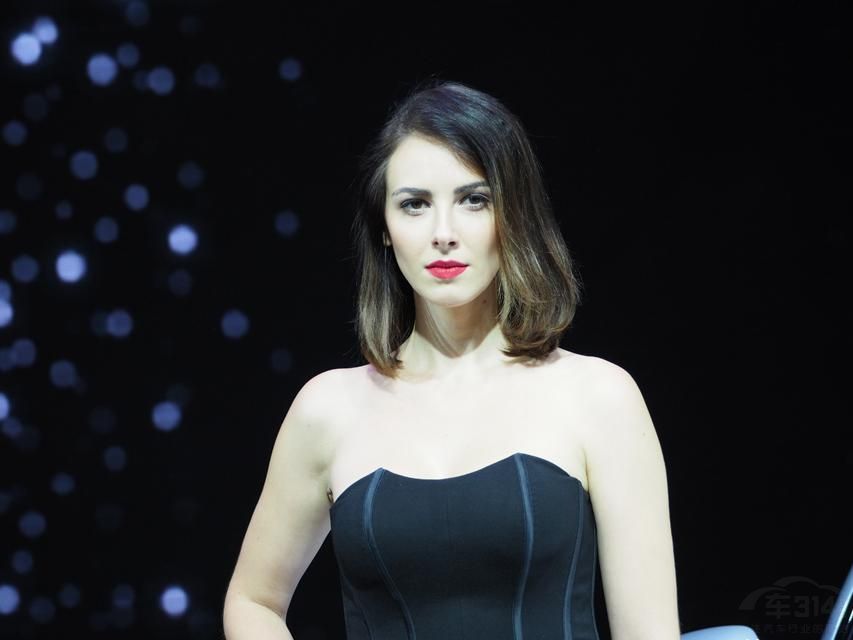 ���˾����ޱȡ�