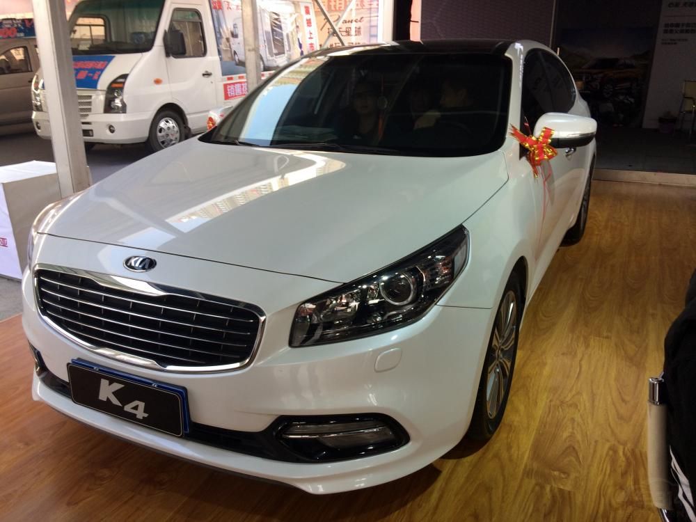 K4��ǰ���������������µĻ�Хʽ�������