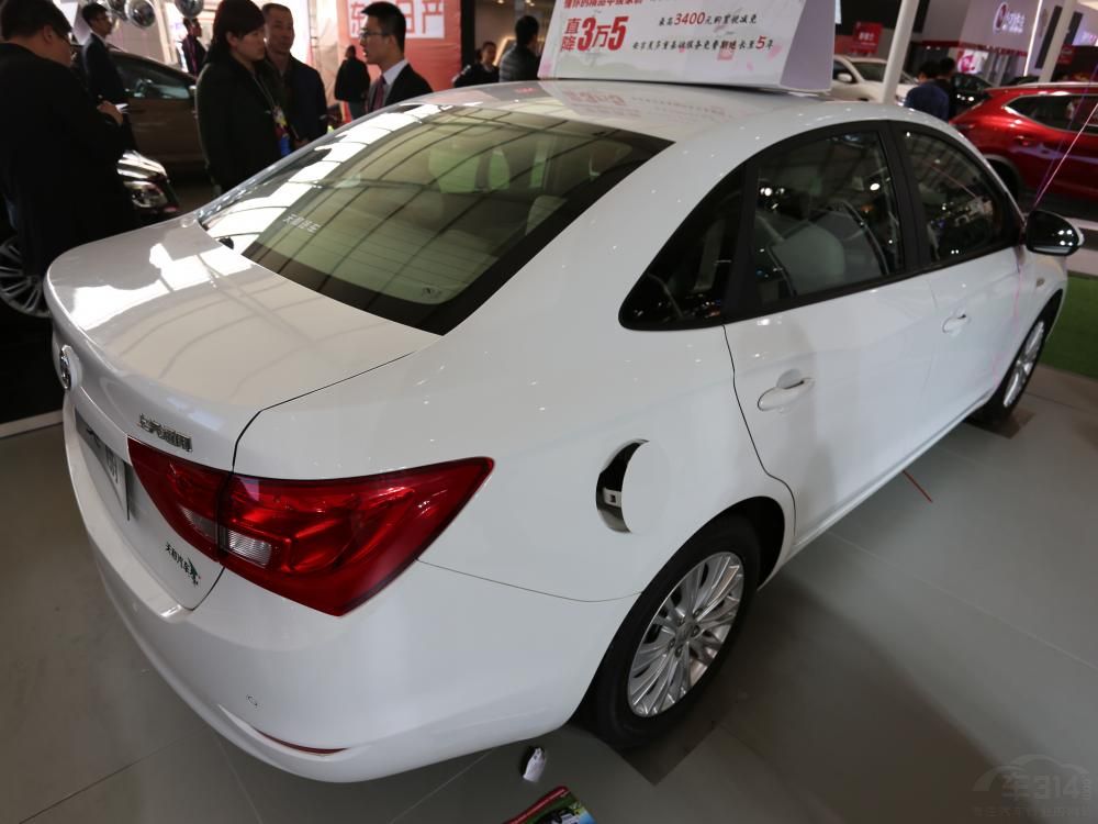 LEDռгơӾȵȶȫϵ䣬Ӳʣмǿ