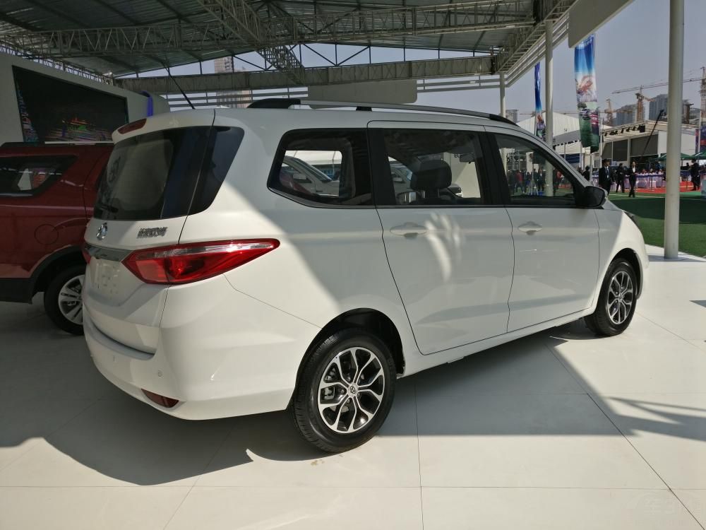 ³λ۳Ʒ񣬲2+3+2β֡÷棬³䳵ܡ