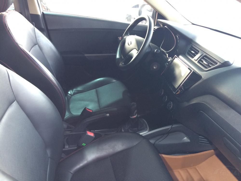 �¾ɵ�4���Զ����������ڱ���̭��ȡ����֮������6���Զ������䣬��1.4L�����ϵ��ֶ�������Ҳ����Ϊ6�١�