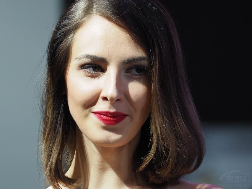 ��ɫ�ķ�˿���ٲ�һ�����ƻ���ᰵ����ӡ�