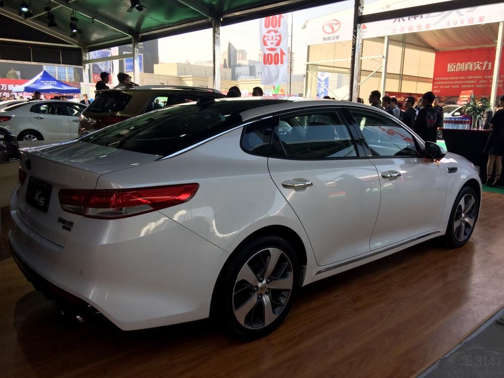 �ó�ǰ���ո�����ʮ�ֶ��У�������Ƹ�������ͨ���Ҳ���˶��泵�����е���ơ�