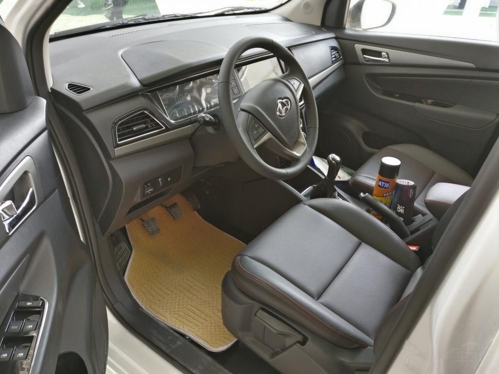 ˫�������������������㣬�ó��ڵĵ��θ��������١�