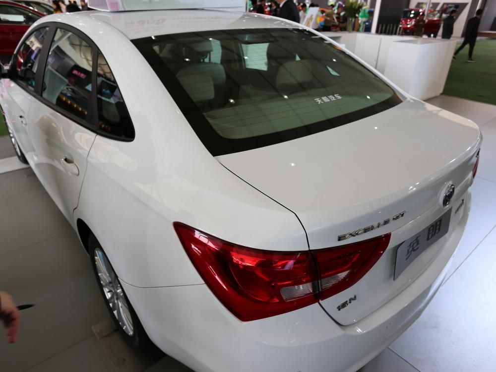 ��������������޳�������Խʮ�����ơ���β�����ͼ��󷽣�������ֵ�С�������ͻ���������ܸ������Գ���Ӣ�ʵ��˶��С�