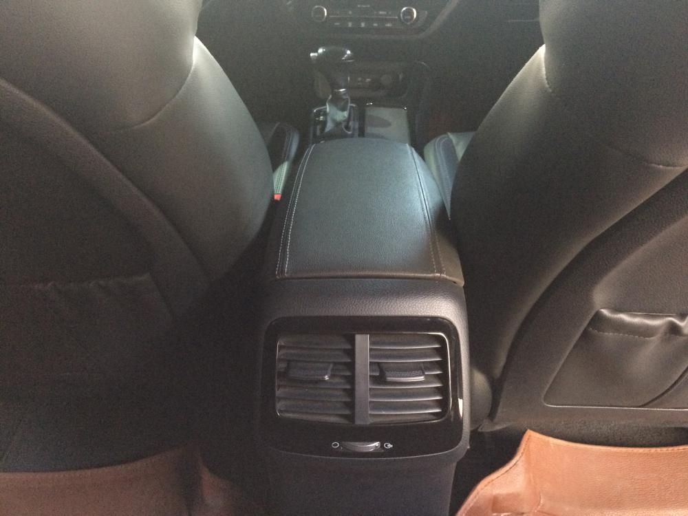 �����ô����ǻ�ΪK4�ṩ������������ɫ������������ѡ����������ɫ�ֱ�Ϊ��/����ɫ��������ɫ����/����ɫ��