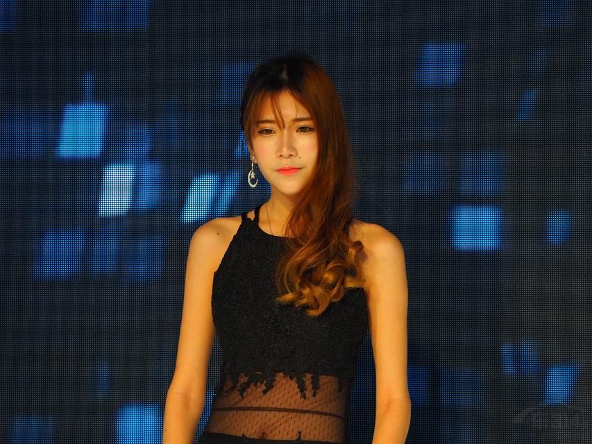 ���������ŵ����ϵ����Ŵ����������Ц�ݡ�