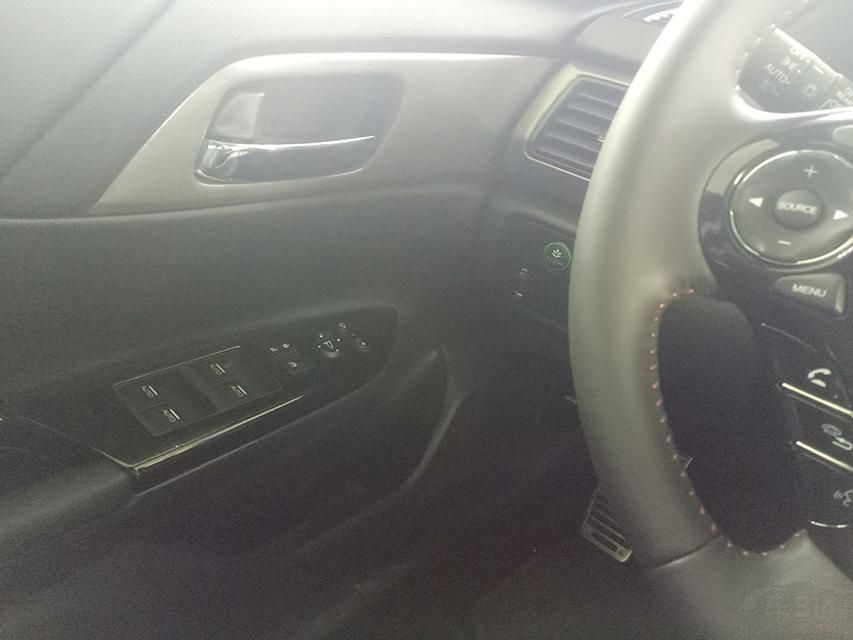 ��ͳϵͳ��ƥ����6���ֶ���CVT�޼������䣬�ٹ�����ٽ�Ϊ7�룡