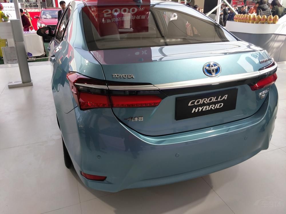 1.8L��Ȼ���������������Ϊ99�������Ť��Ϊ142ţ���ף��綯�������Ϊ53���������Ť����Ϊ207ţ���ס�