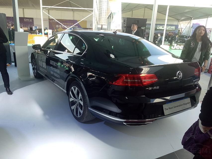 ��������Ϊ����Passat B8�Ľ��복�ͣ����ô������µ�MQBģ�黯ƽ̨������ɡ�