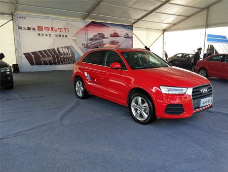 ʱSUV °µQ3ʵͼ