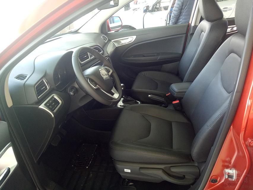 ¿D60߷ֱﵽ4230*1765*1636ףΪ2557ףֿȣ³ĳȺ͸߶ȷֱ𳬳6011ס