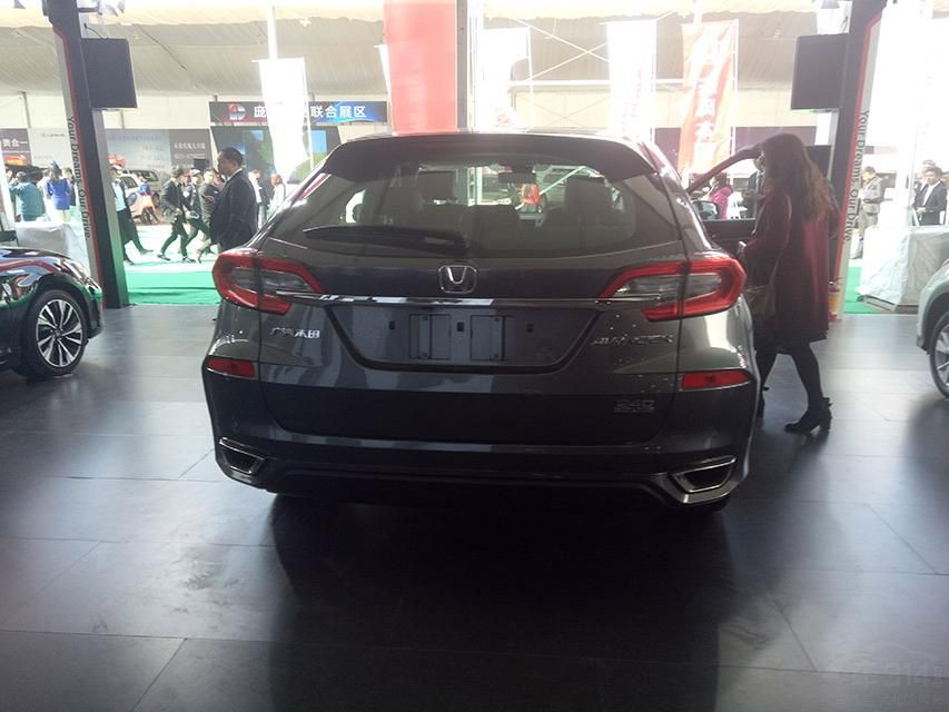 ���������������ǿ��Ե綯�����ӽǵ�����ʽҺ��������ν�ǱƸ�������