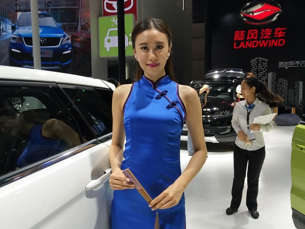 һ��ԲԲ�Ķ쵰����