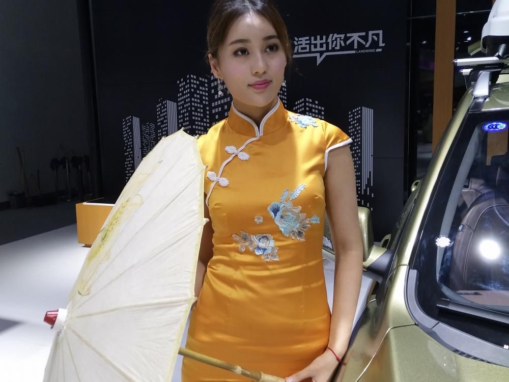 �����κ죬����͸��һ���ഺ���õ���Ϣ��