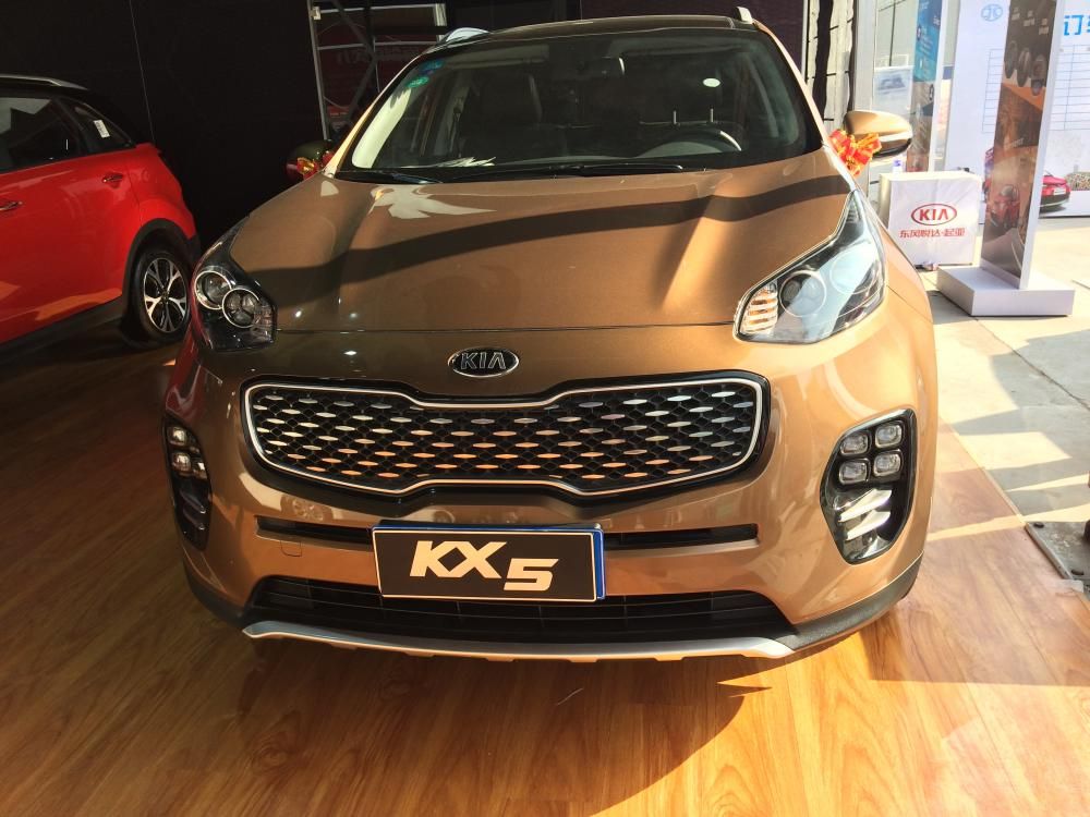 �ӳ�������������KX5���������ܵ����ͷ���䳵���������󴰹ս���Ϊ���ԡ�