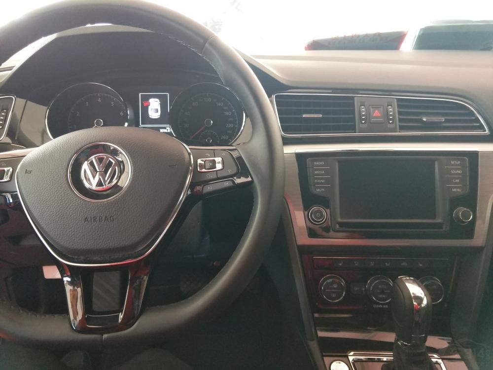 ��������������з���һ�������˶���ȫ�½����ͽγ���