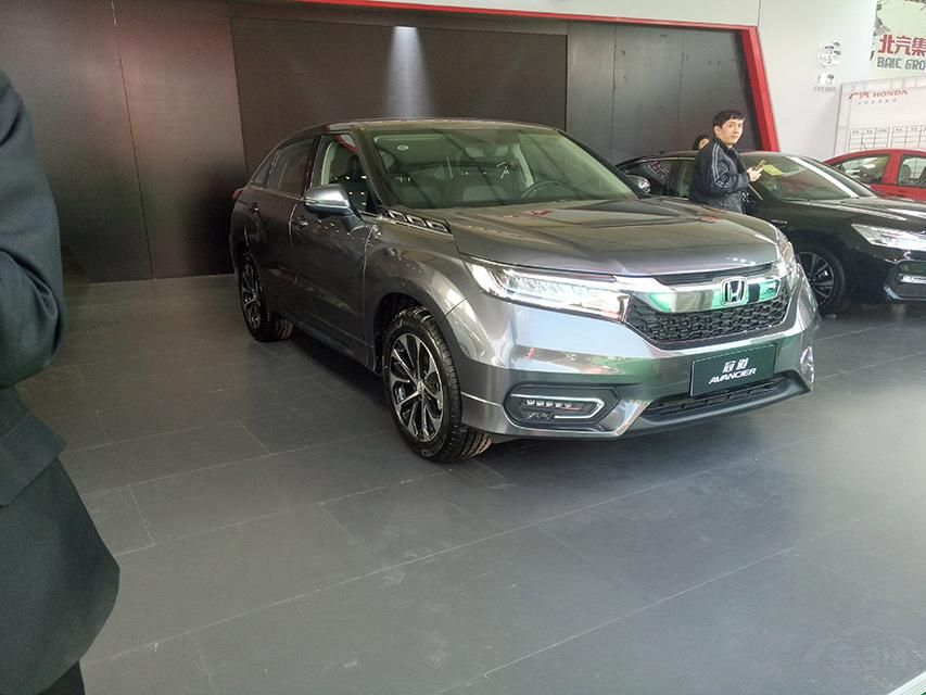 ��Ȼ��һ�����ż����ͣ����ǹڵ�240TURBO��û������۷��淢��̫��仯��