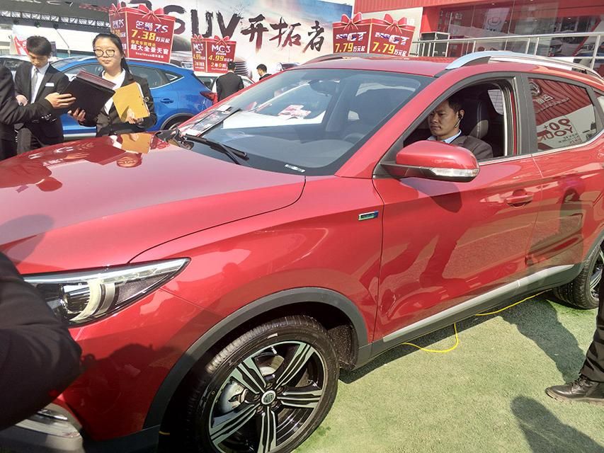 ߳ߴֱΪ4314mm1809mm1648mm2585mmСSUVеƫˮƽ